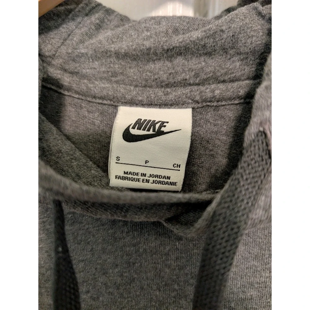 Nike Sportswear Club Fleece Men's Size Small Pullover Hoodie - Gray